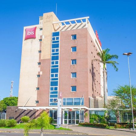 Hotel Ibis Линс Екстериор снимка